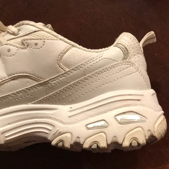 Skechers White D’Lites size 7 - Picture 14 of 16